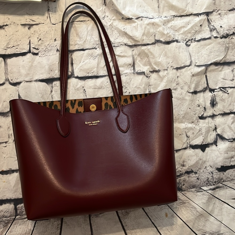 Kate Spade Tote Bag with change purse